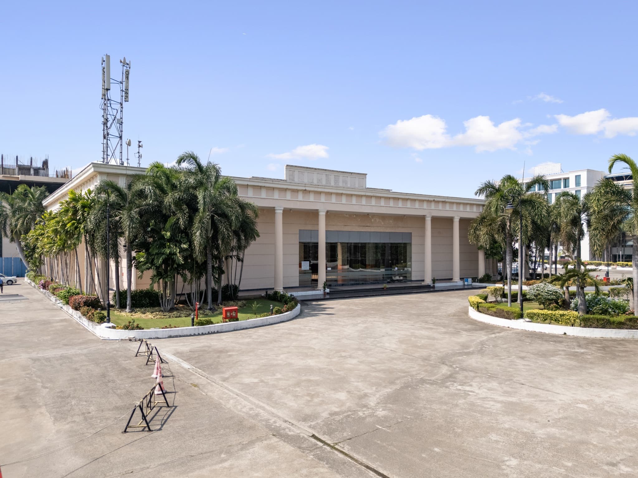 Convention & amenity pavilion with columned portico